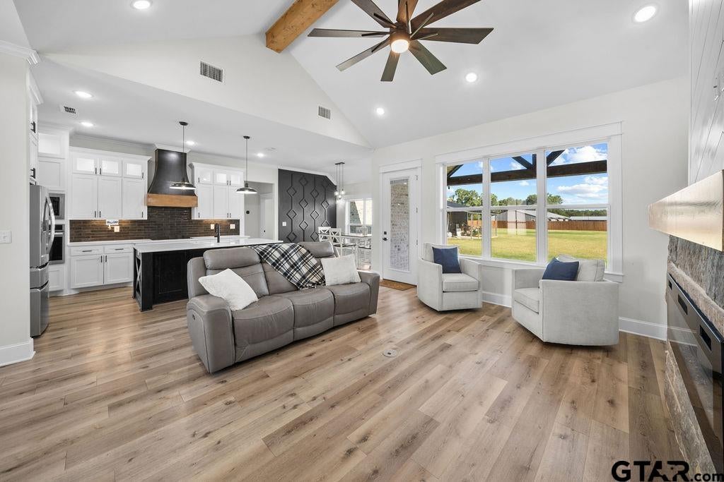 16139 E Eagle Lane