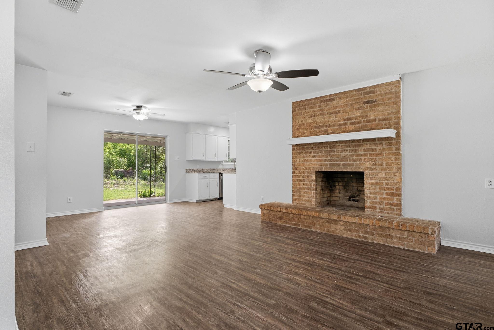 801 Sunset Dr.