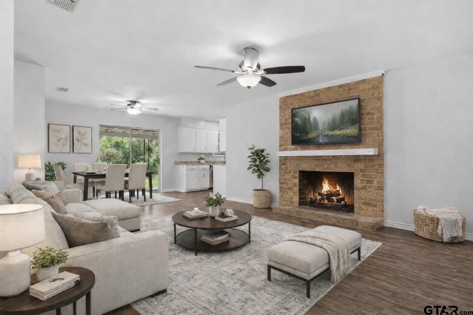 801 Sunset Dr.
