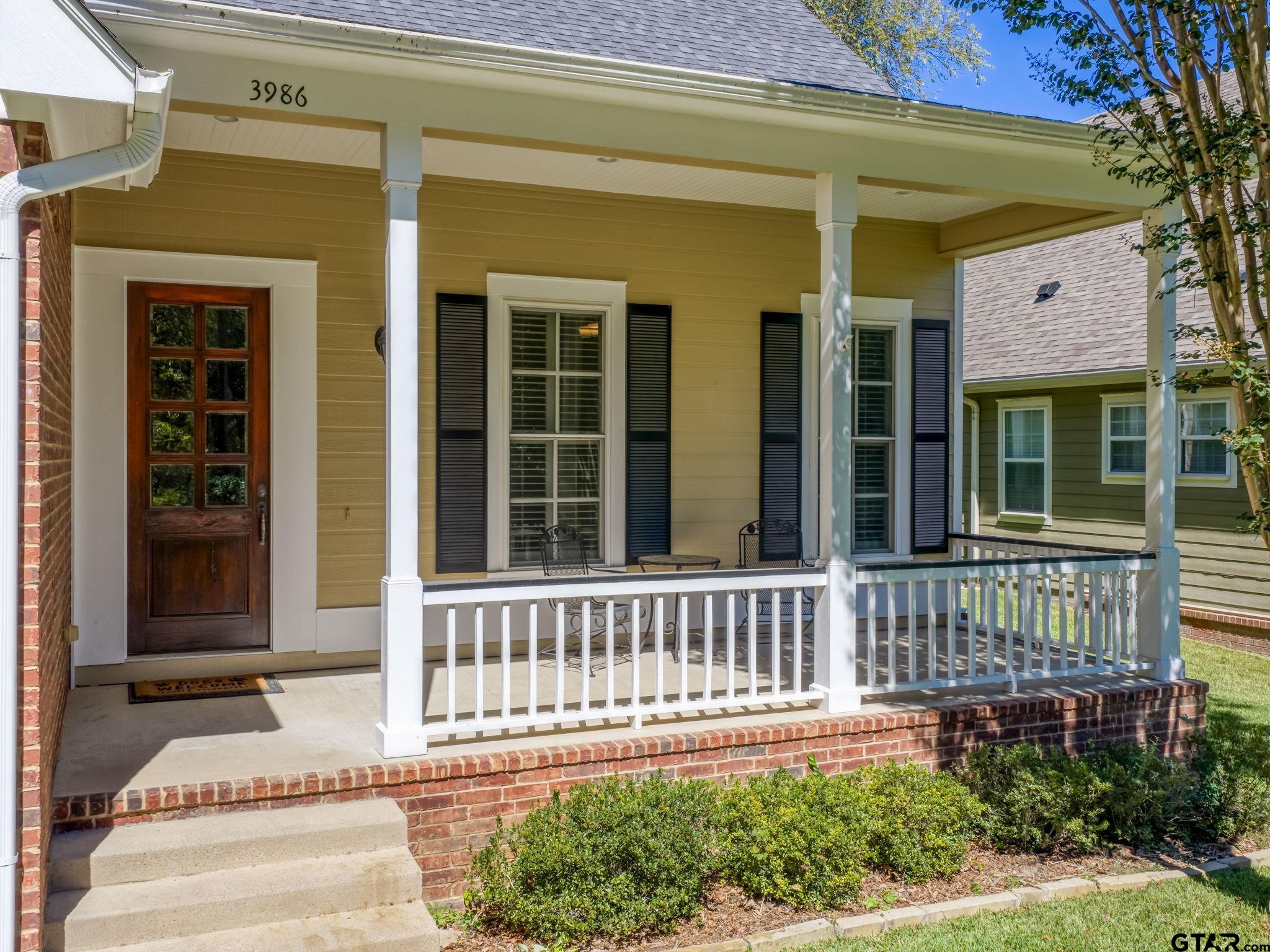 3986 Charleston Park