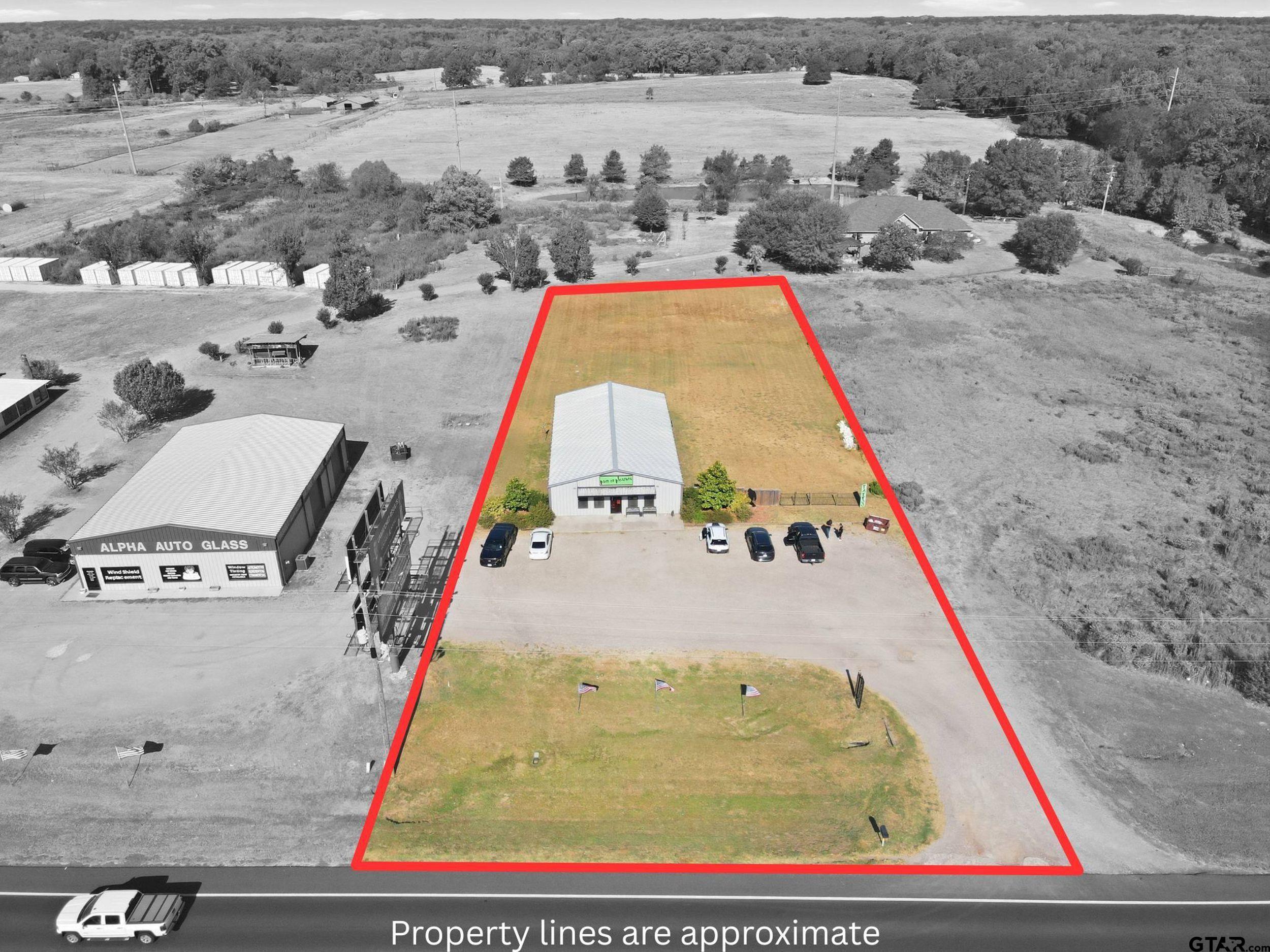 2574 N HWY 271