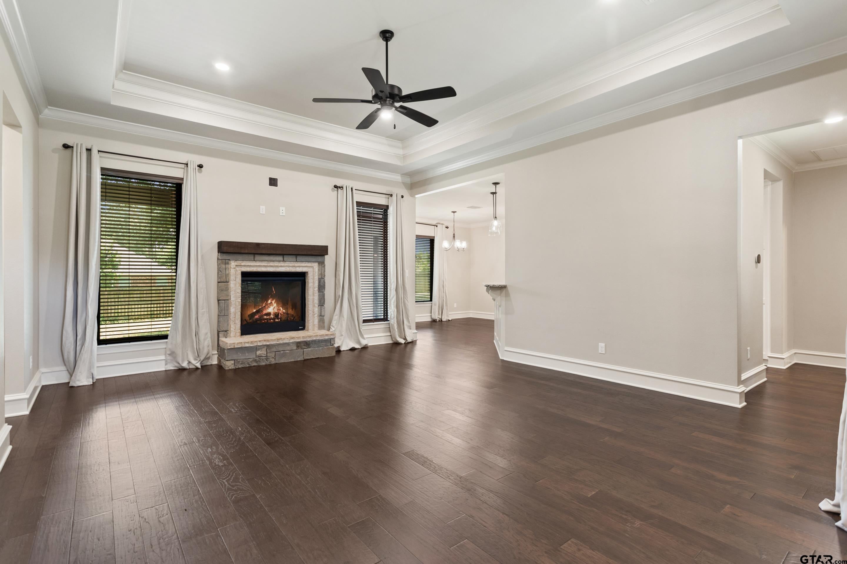 12109 Oak Grove