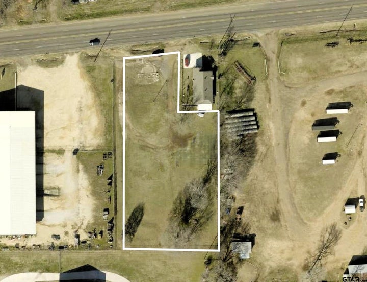 Photo 1 of 5 — 718 E 16th St., Mt Pleasant, TX 75455