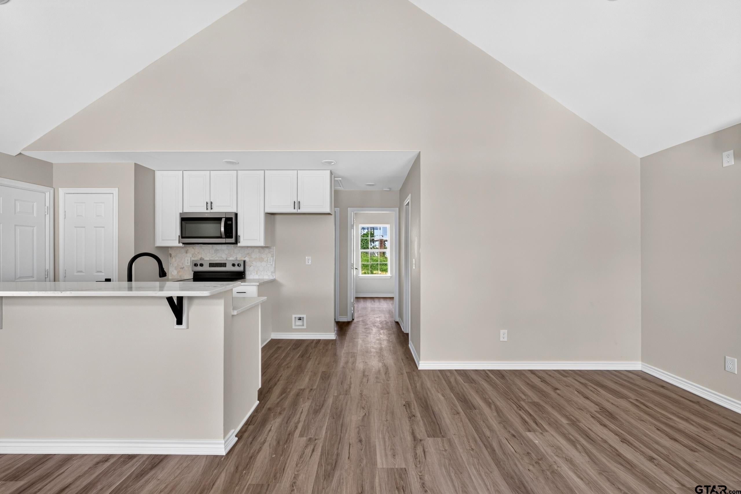 22812 Creekwood Dr