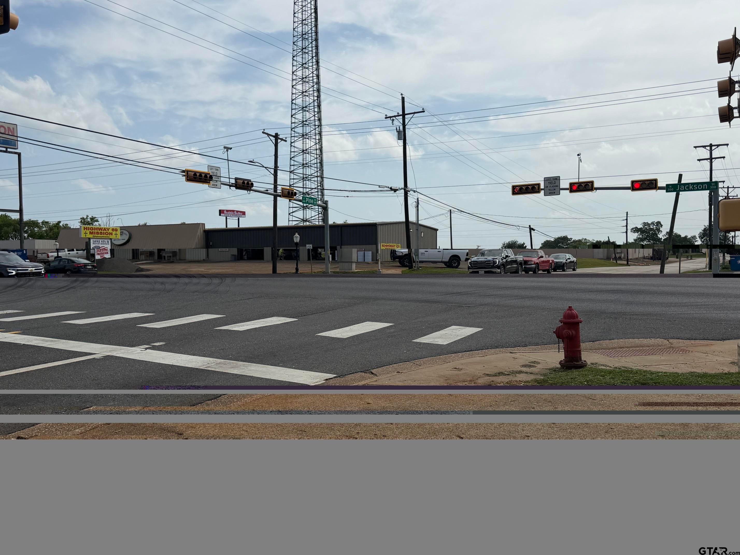 205 N Jackson