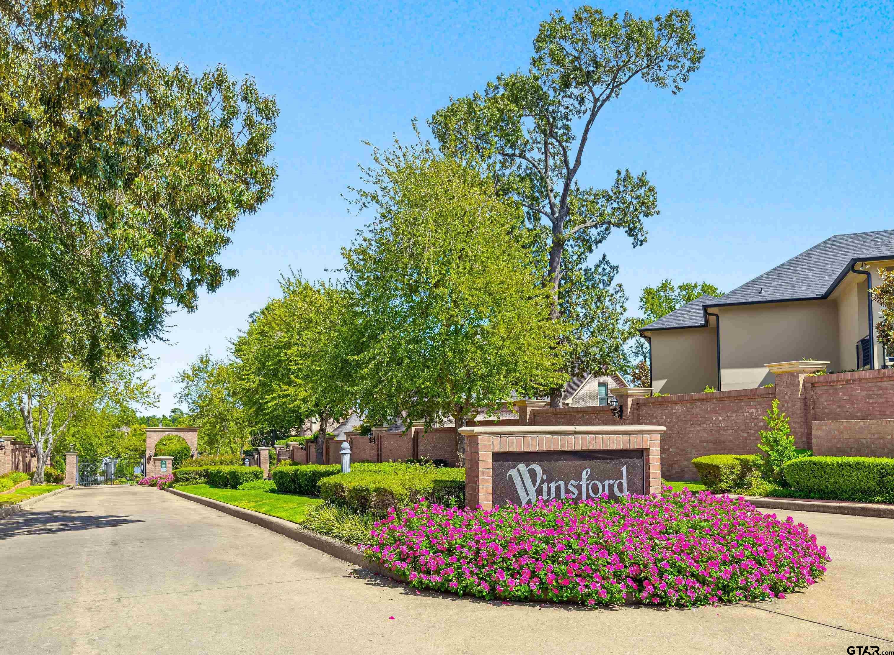 7105 Walden Dr