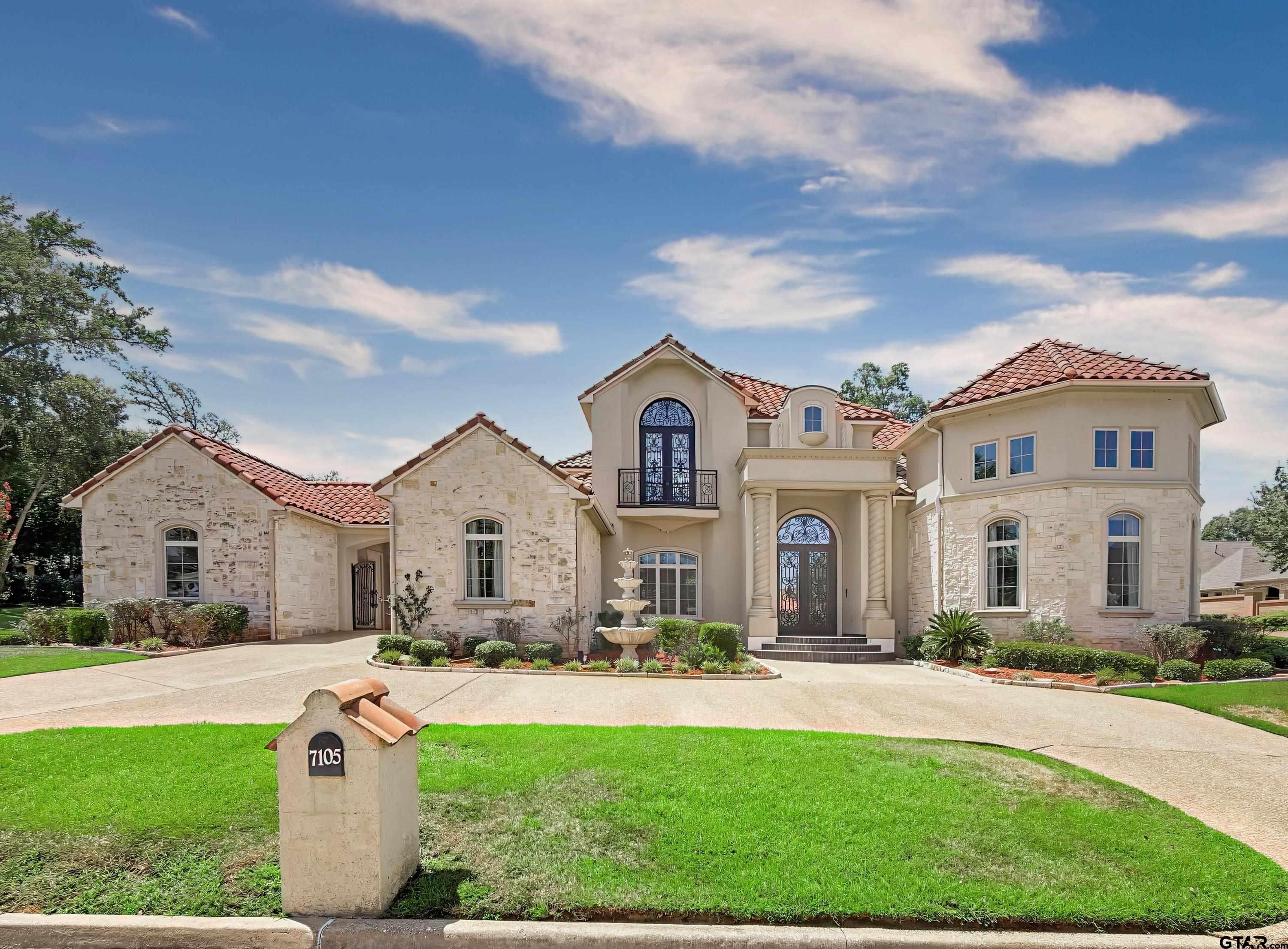 7105 Walden Dr