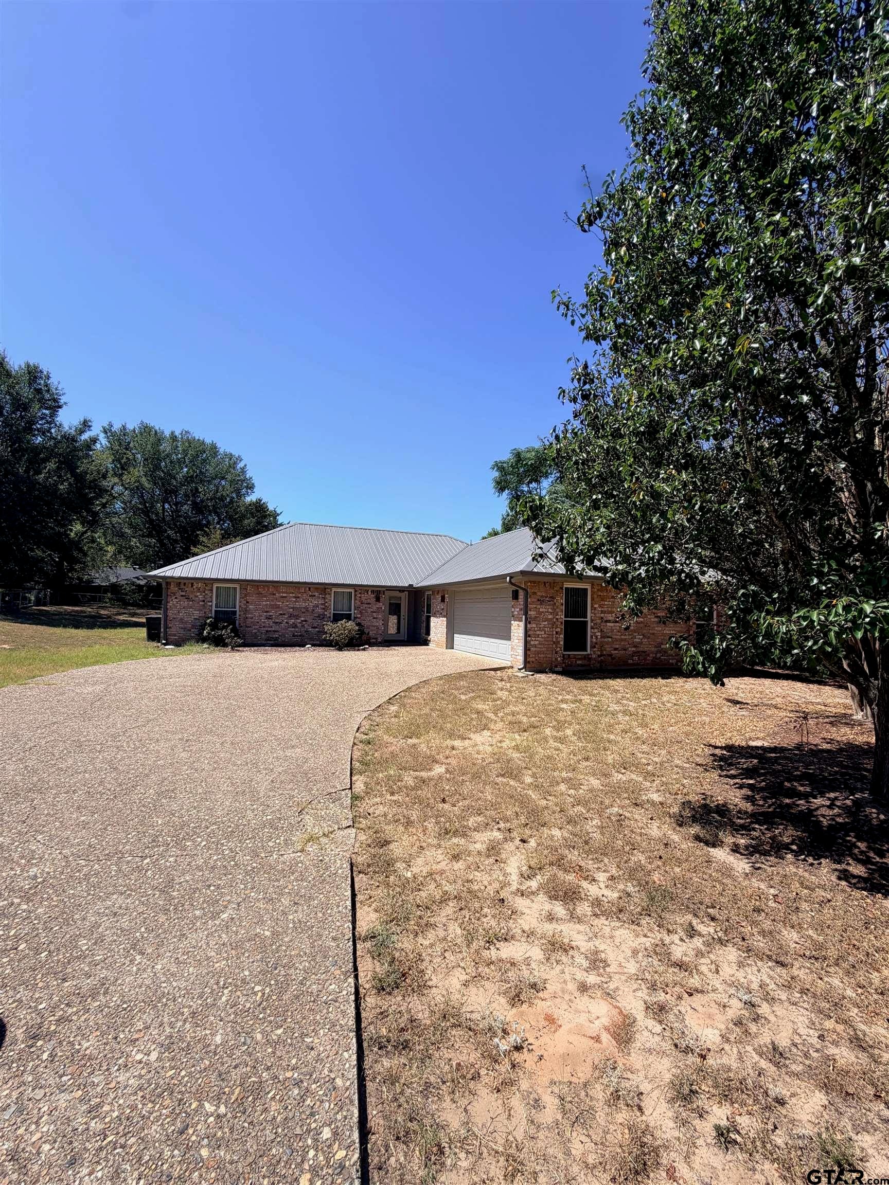 306 Lonestar Lane