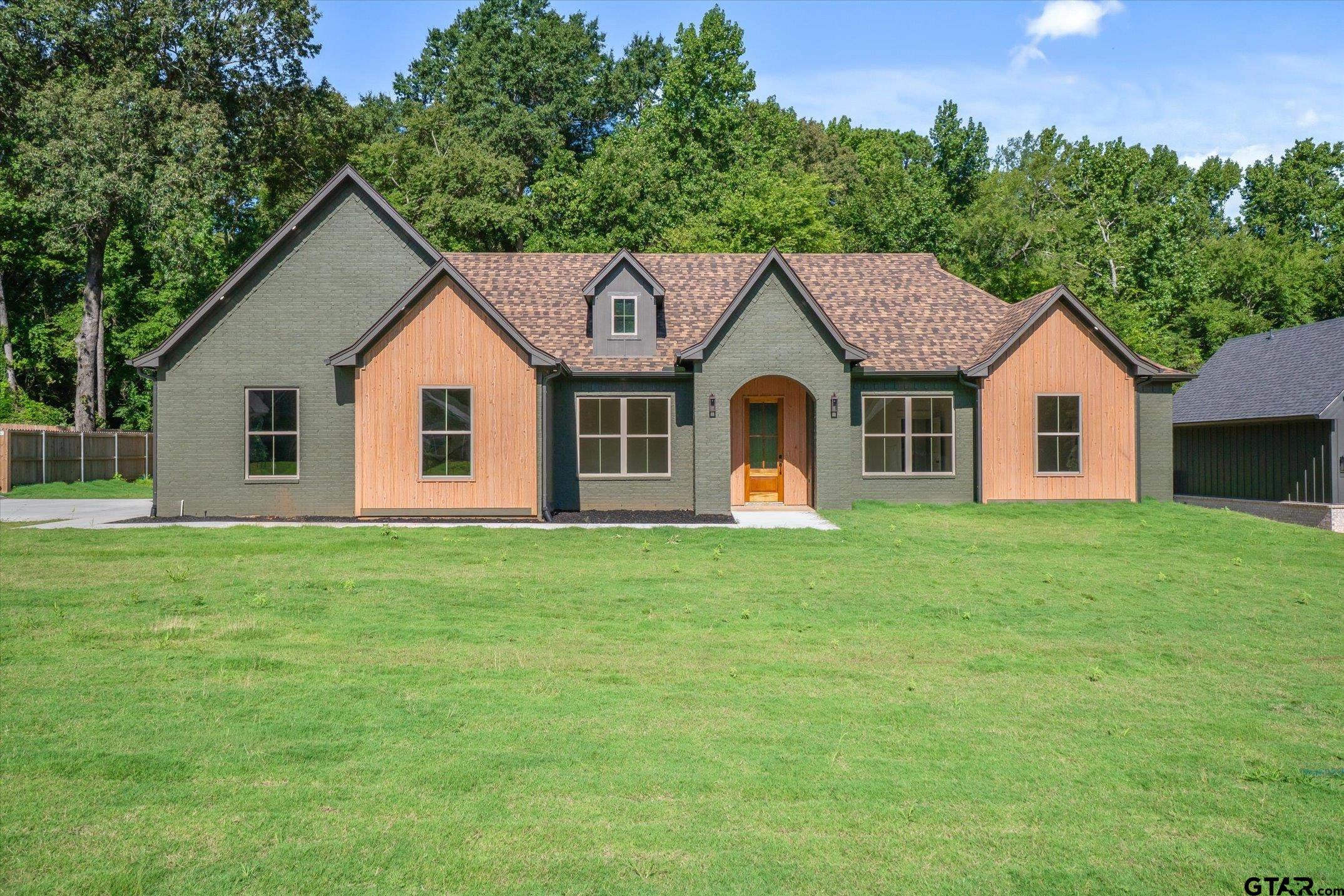 14606 Fallow Ln.