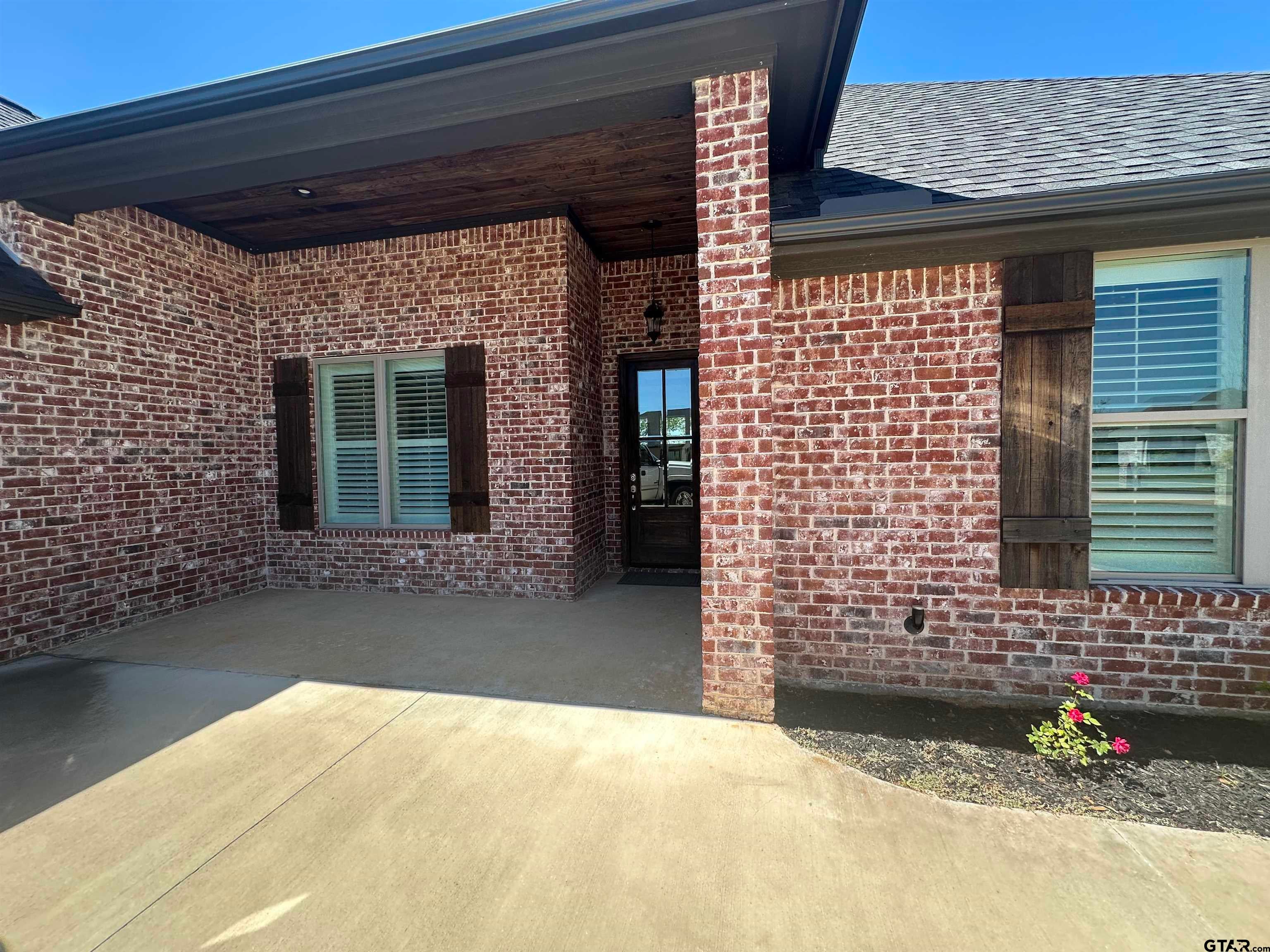 265 Heritage Way