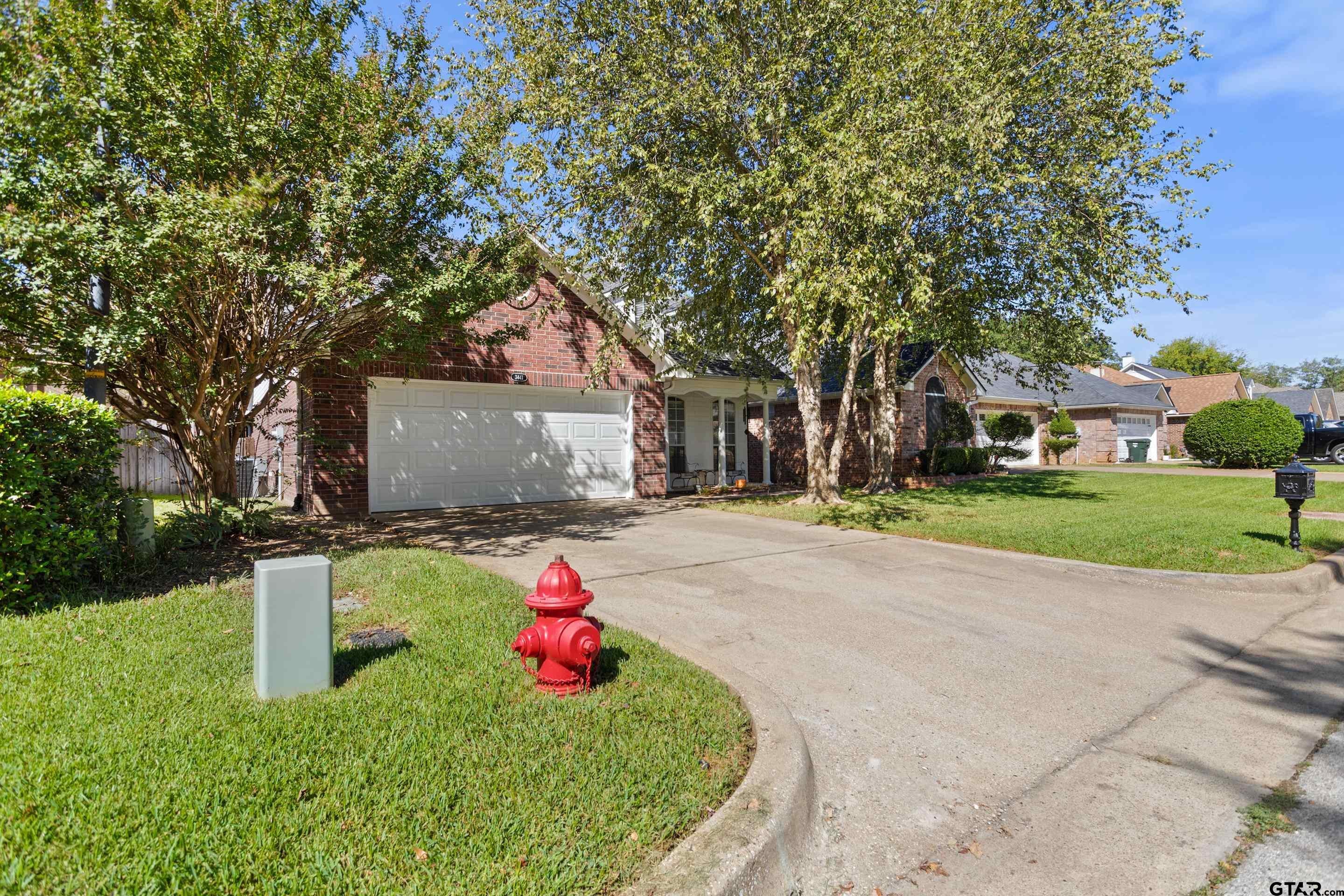 3441 Bienville Ct