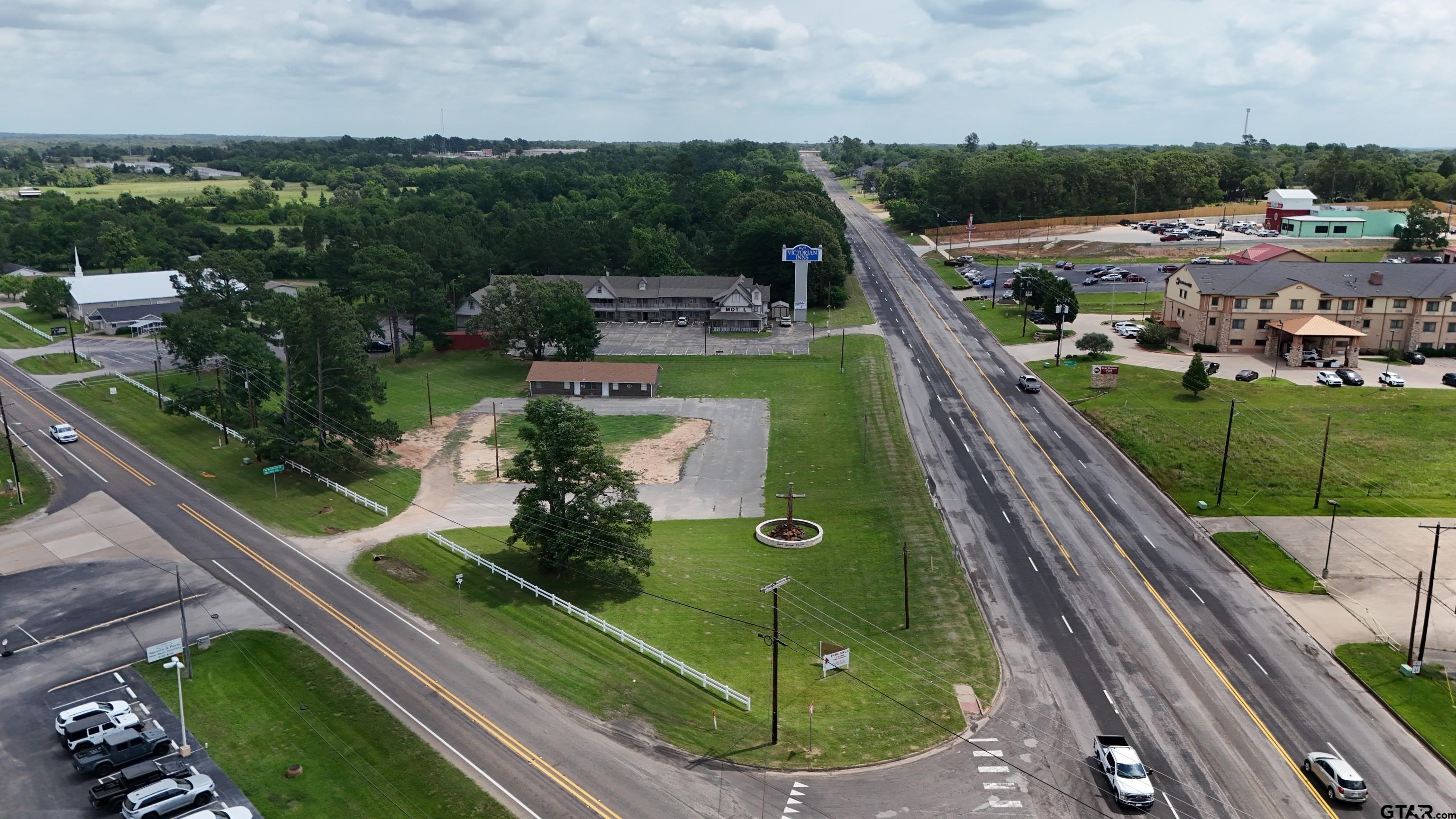 1114 FM 1616