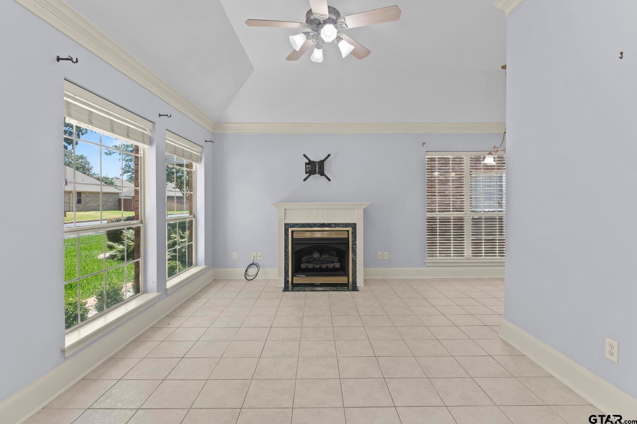 5610 Hollybrook Drive