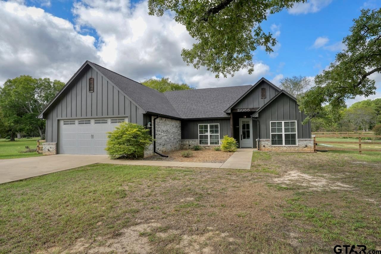 19988 Saddlebrook Drive