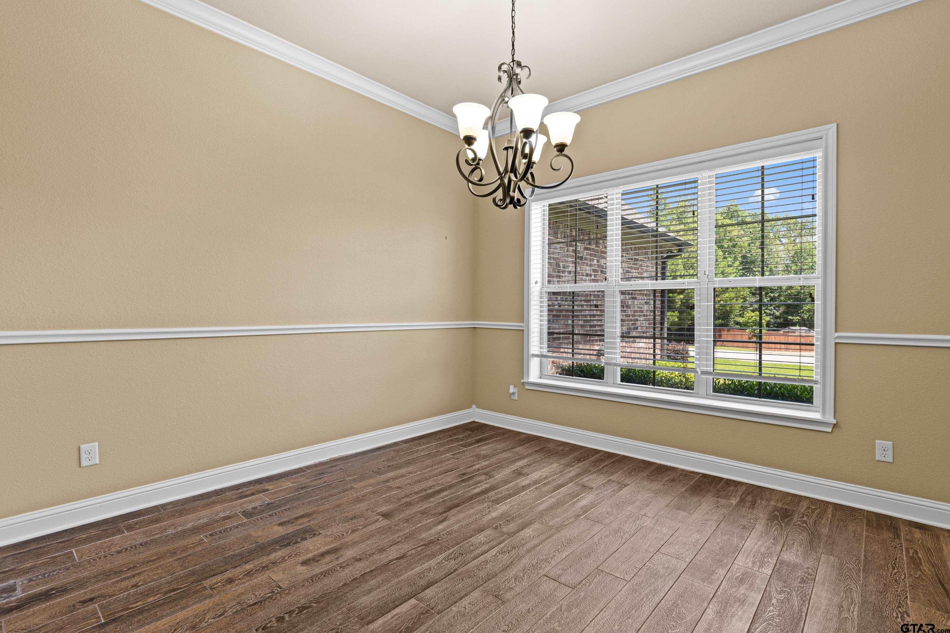 110 Hidden Creek Lane