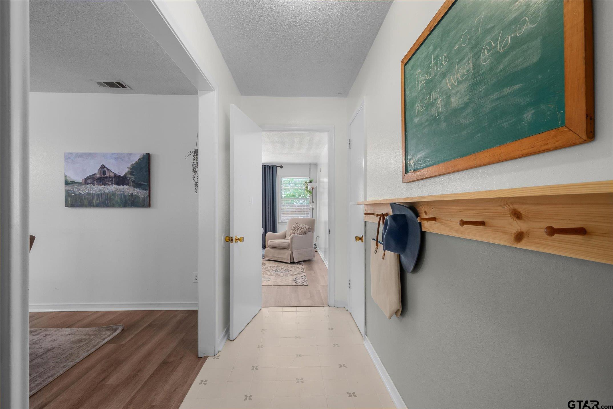 2112 Sampson Dr.