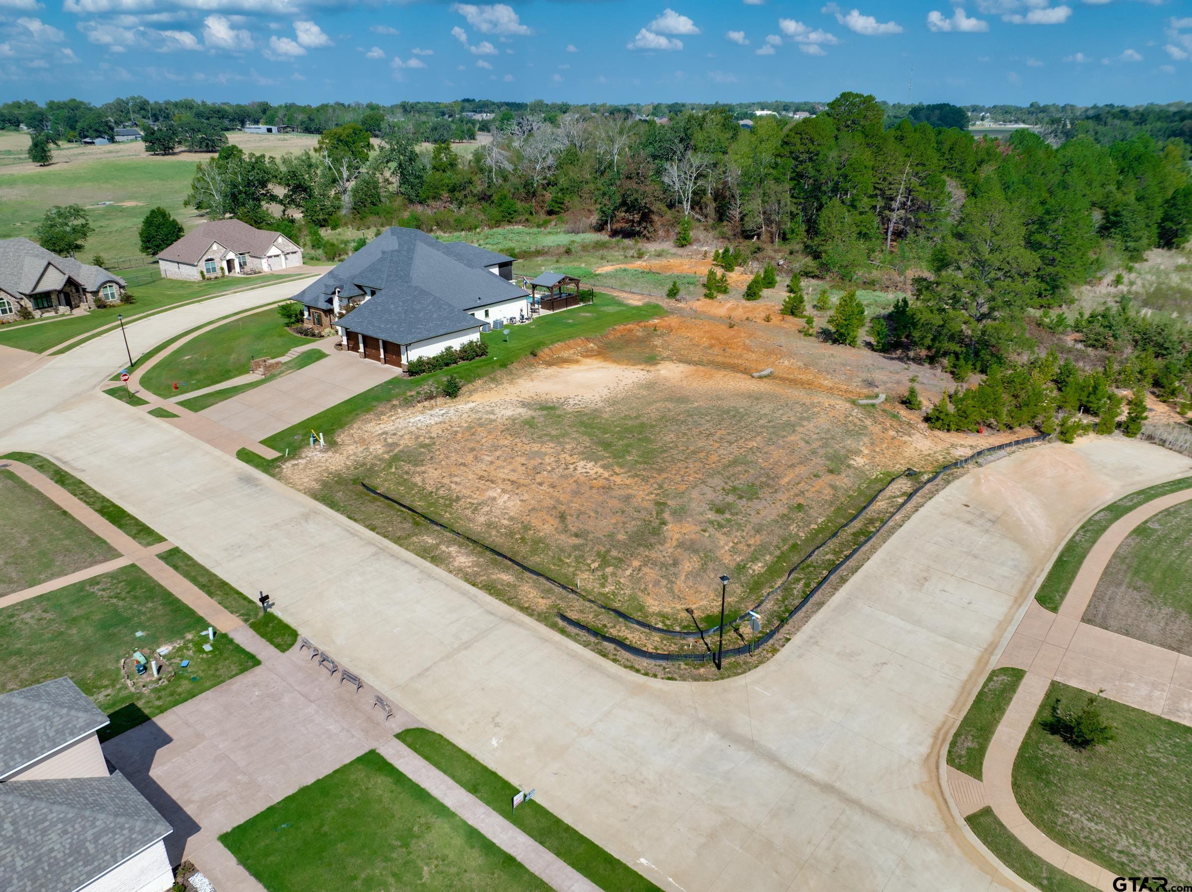1720 Dylan Ln