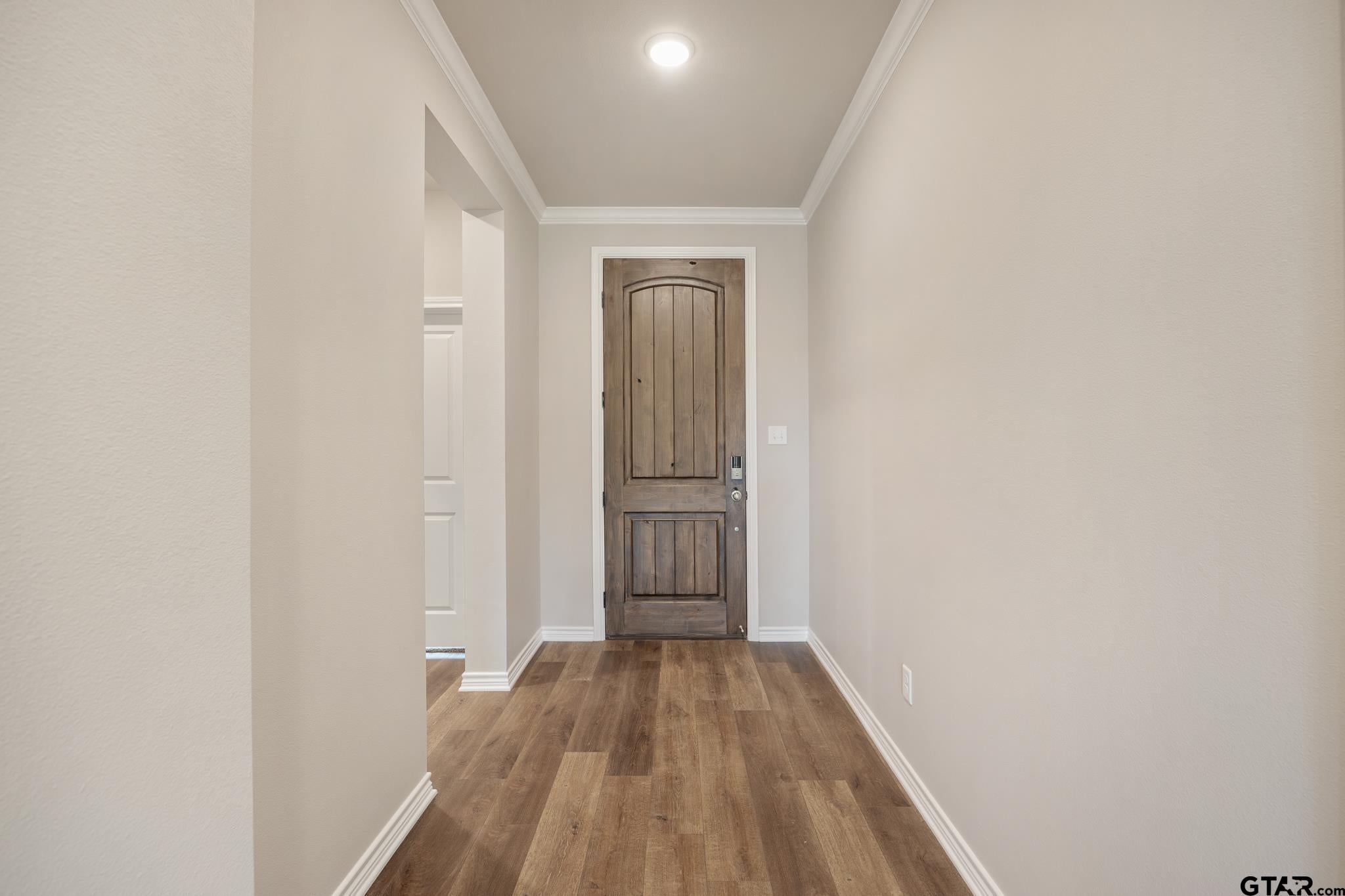 302 Driftwood Way