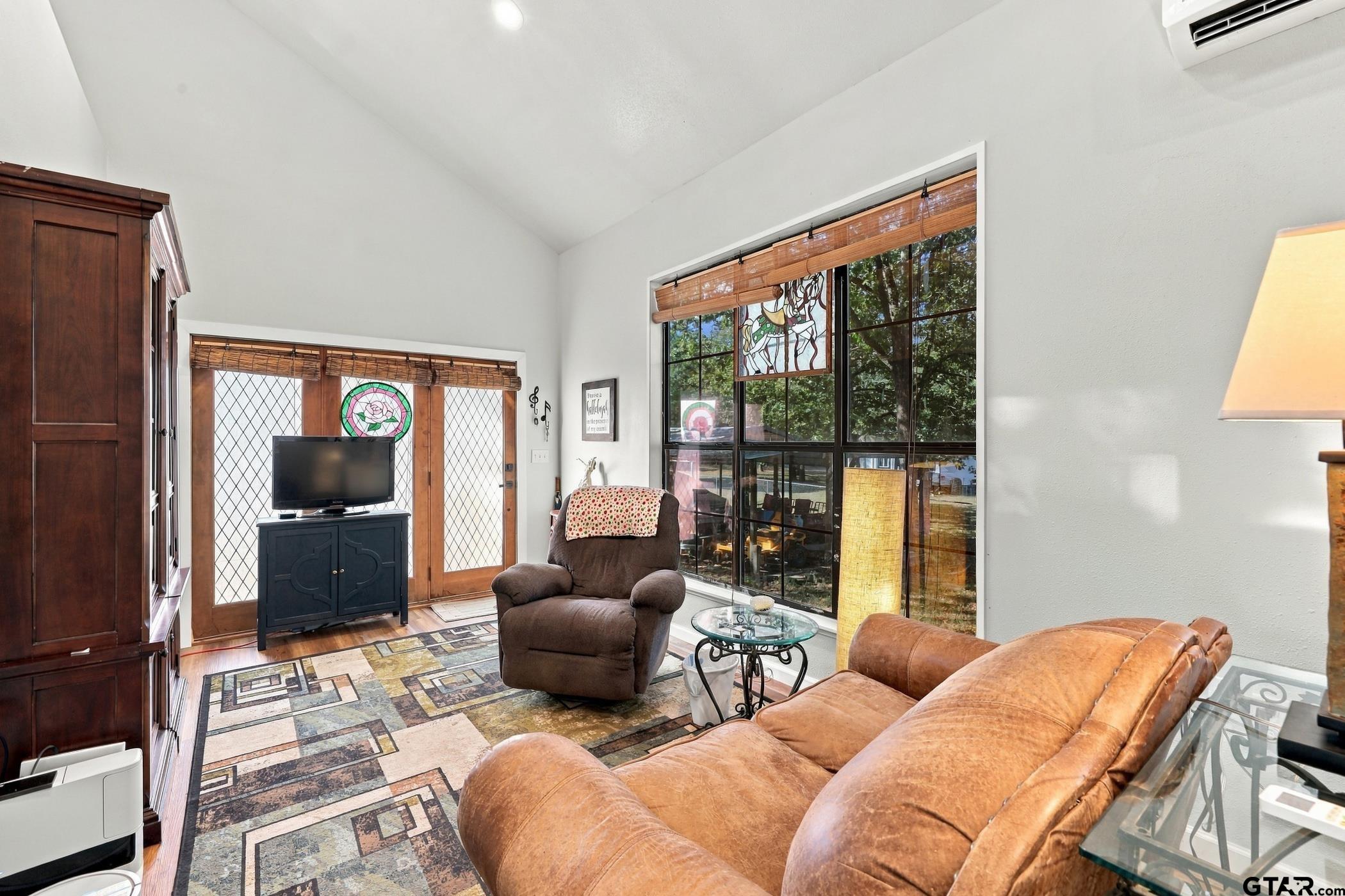 15490 Big Oak Bay Rd