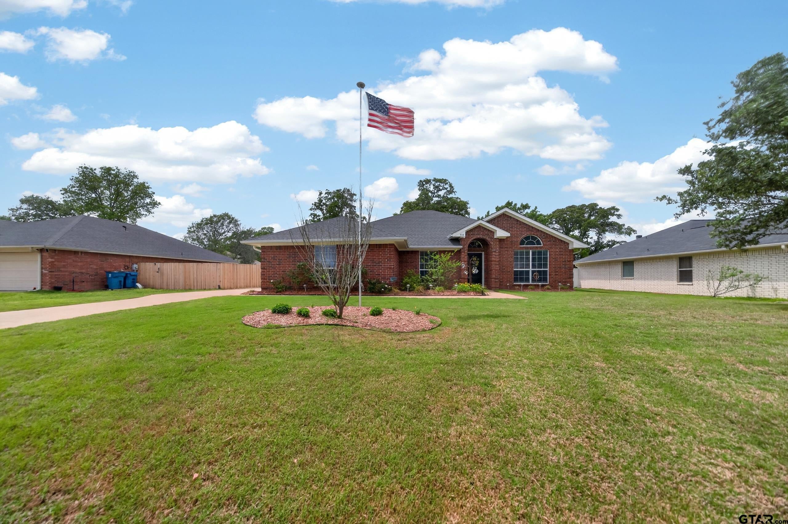 514 Noah Lane