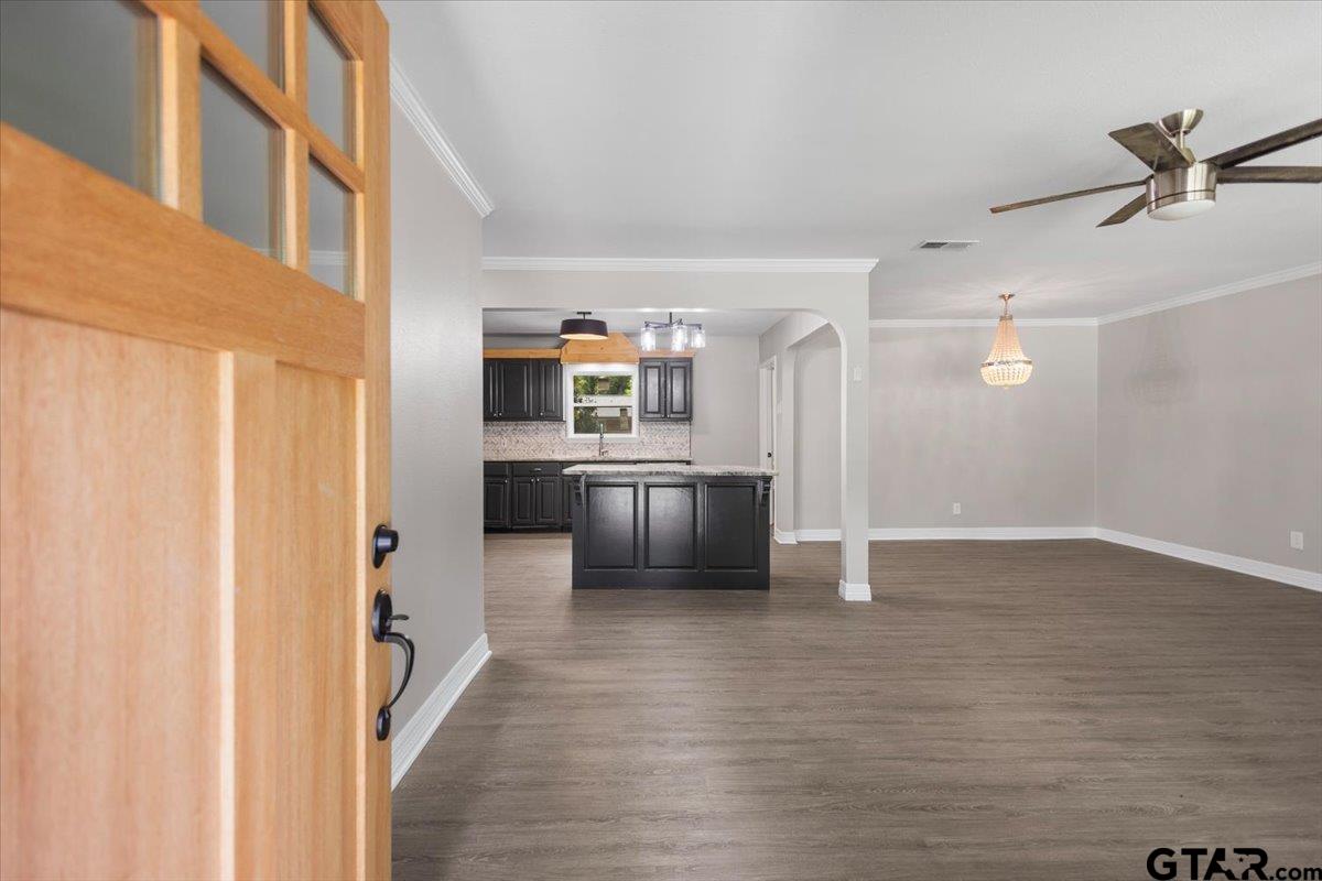 604 Layton