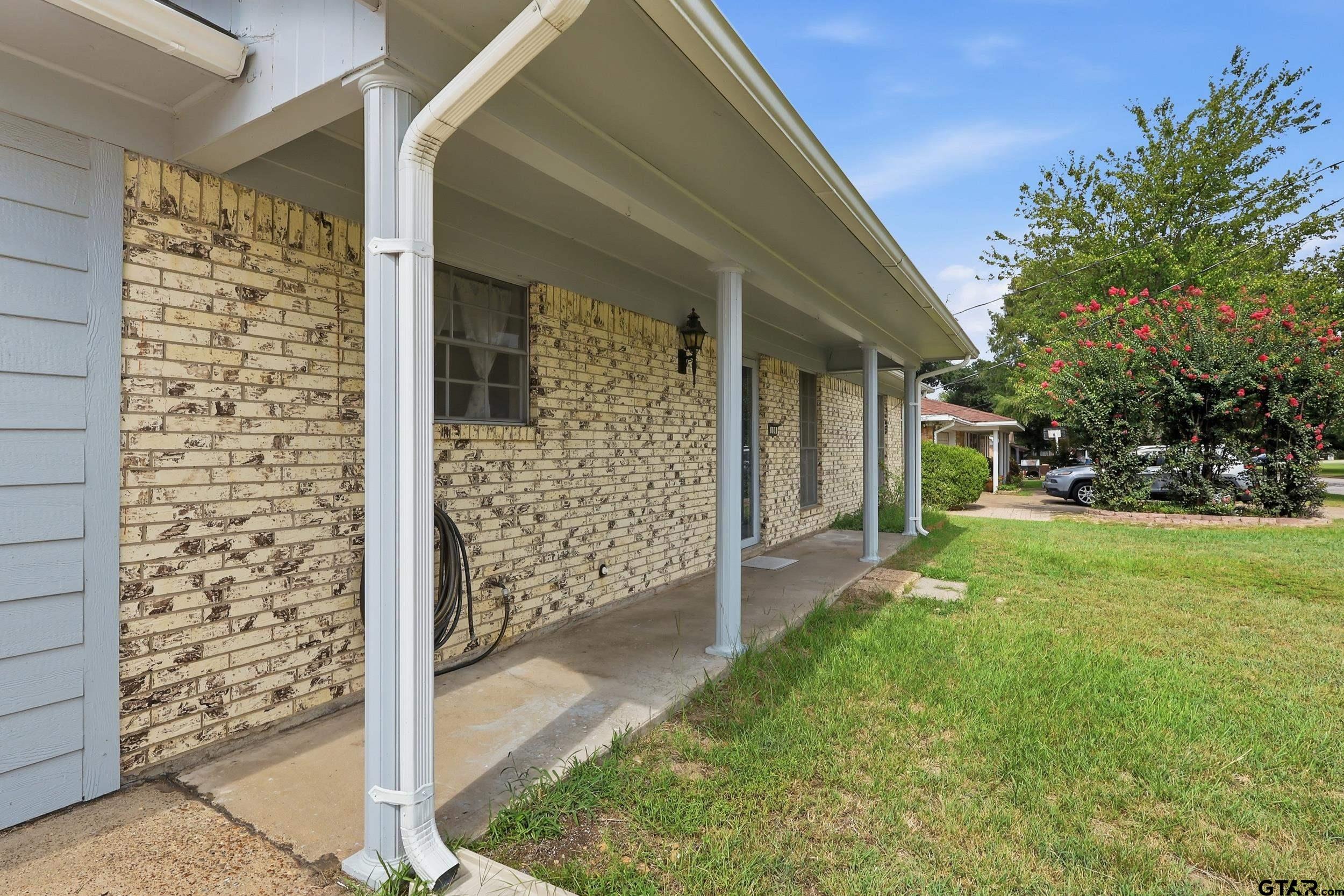 108 Brenda Dr.