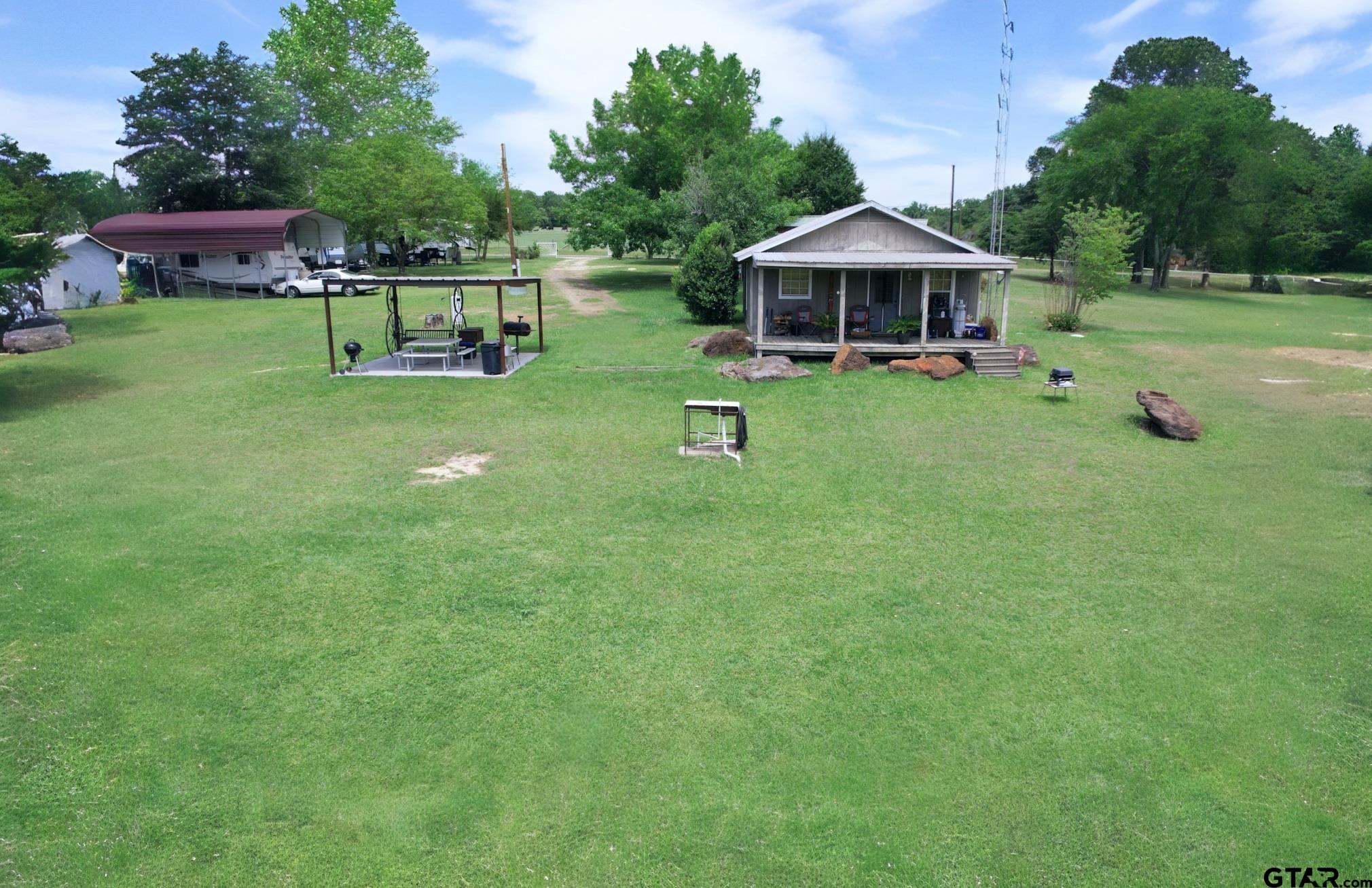 4413 W FM 16