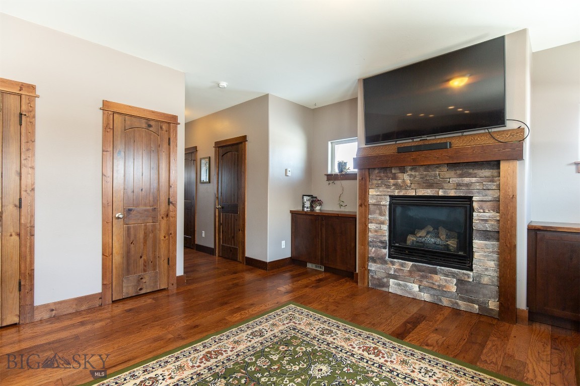 Valley West - Residential