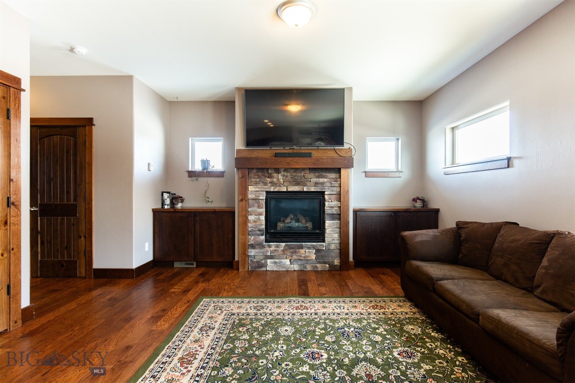Valley West - Residential