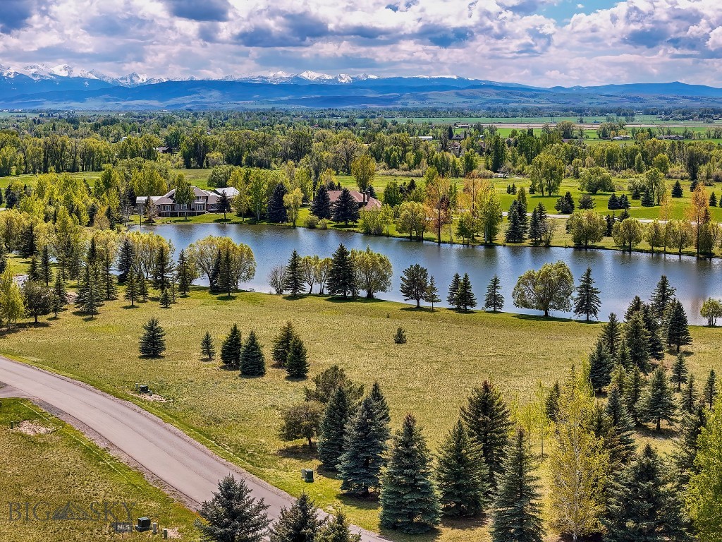 Bridger Lake Meadows - Land