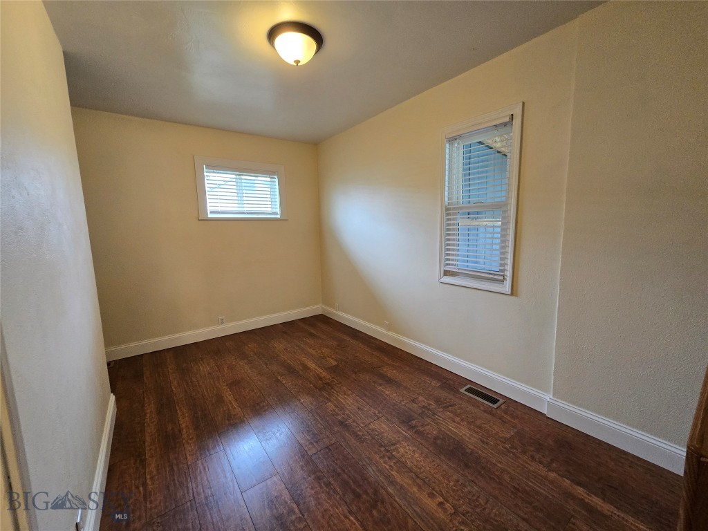 Butte, Montana 59701, United States, 2 Bedrooms Bedrooms, ,1 BathroomBathrooms,Residential,Pending,129506