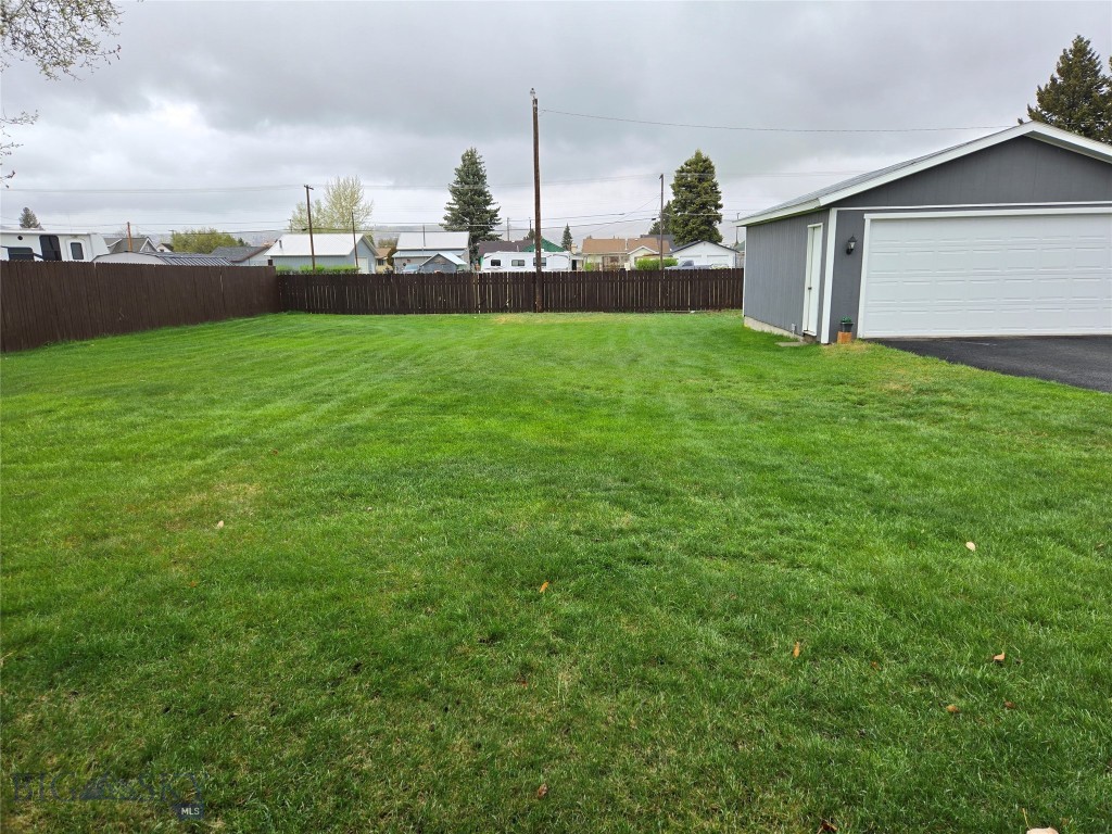 Butte, Montana 59701, United States, 2 Bedrooms Bedrooms, ,1 BathroomBathrooms,Residential,Pending,129506