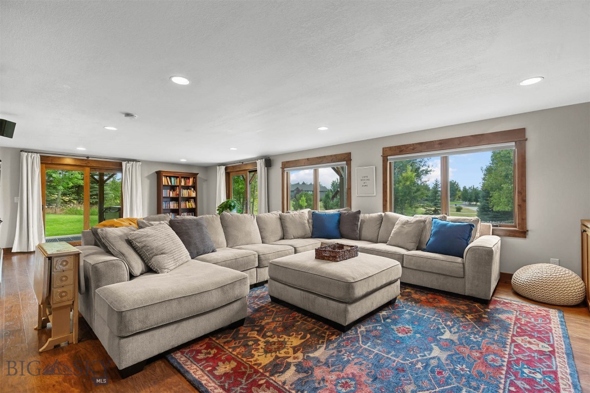 Summer Ridge - Residential