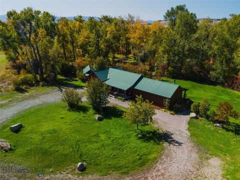 Photo of 206 1st Street W, Clyde Park, MT 59018 (MLS # 405875)