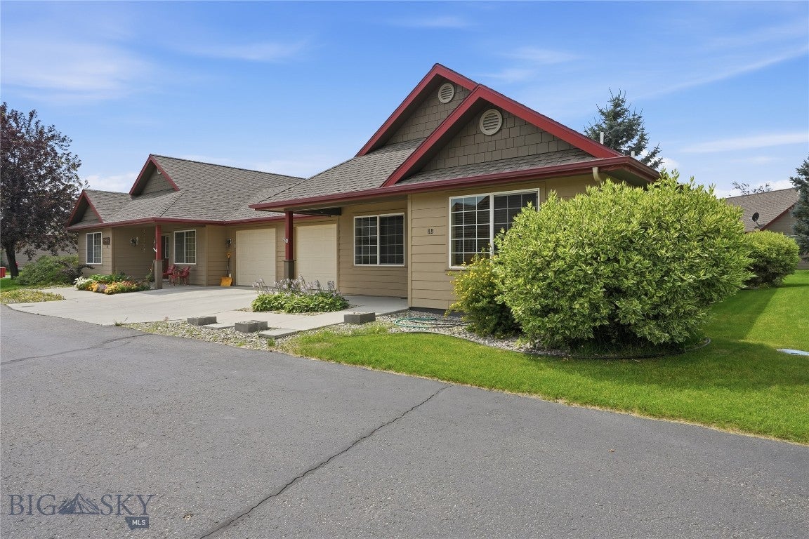 8 Eliza Drive B