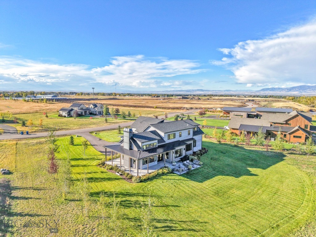 Home 40 - Residential