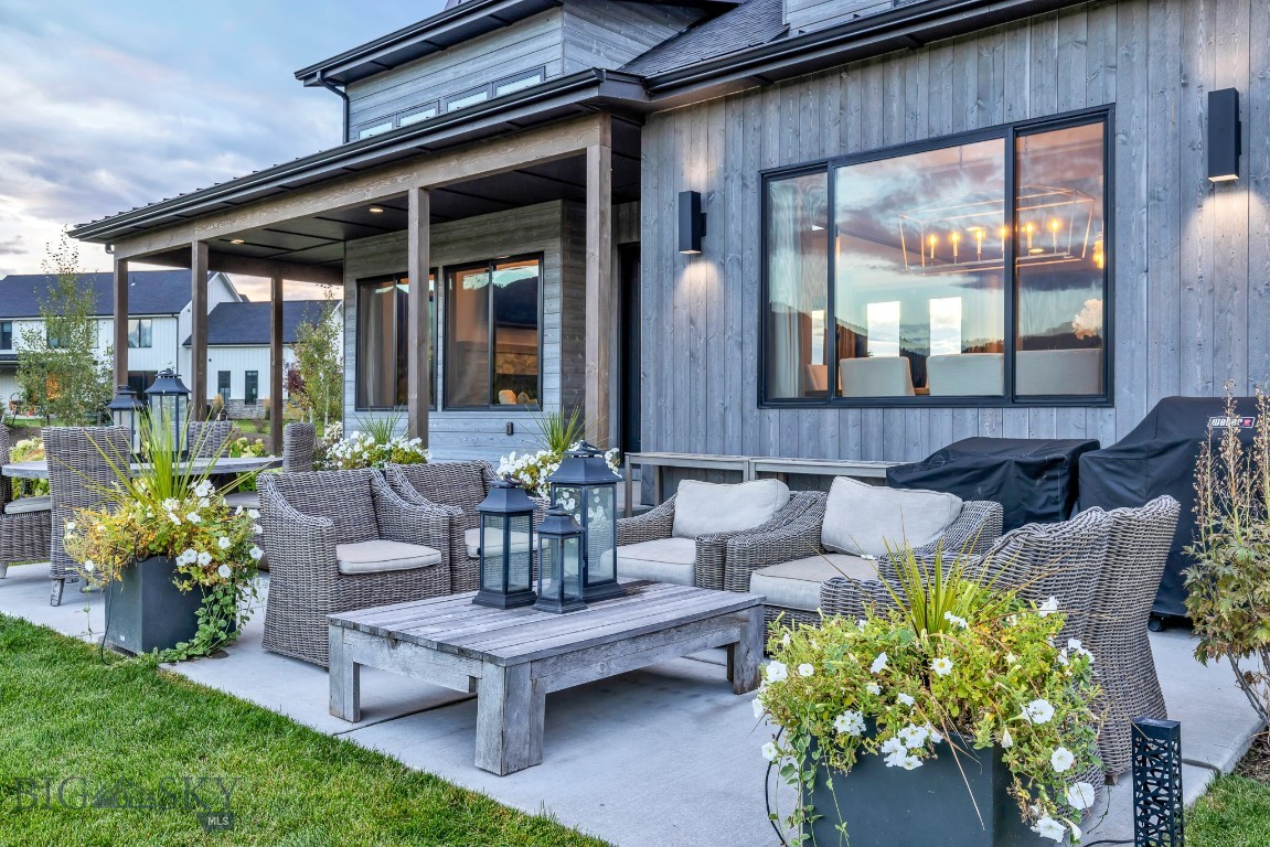 Home 40 - Residential