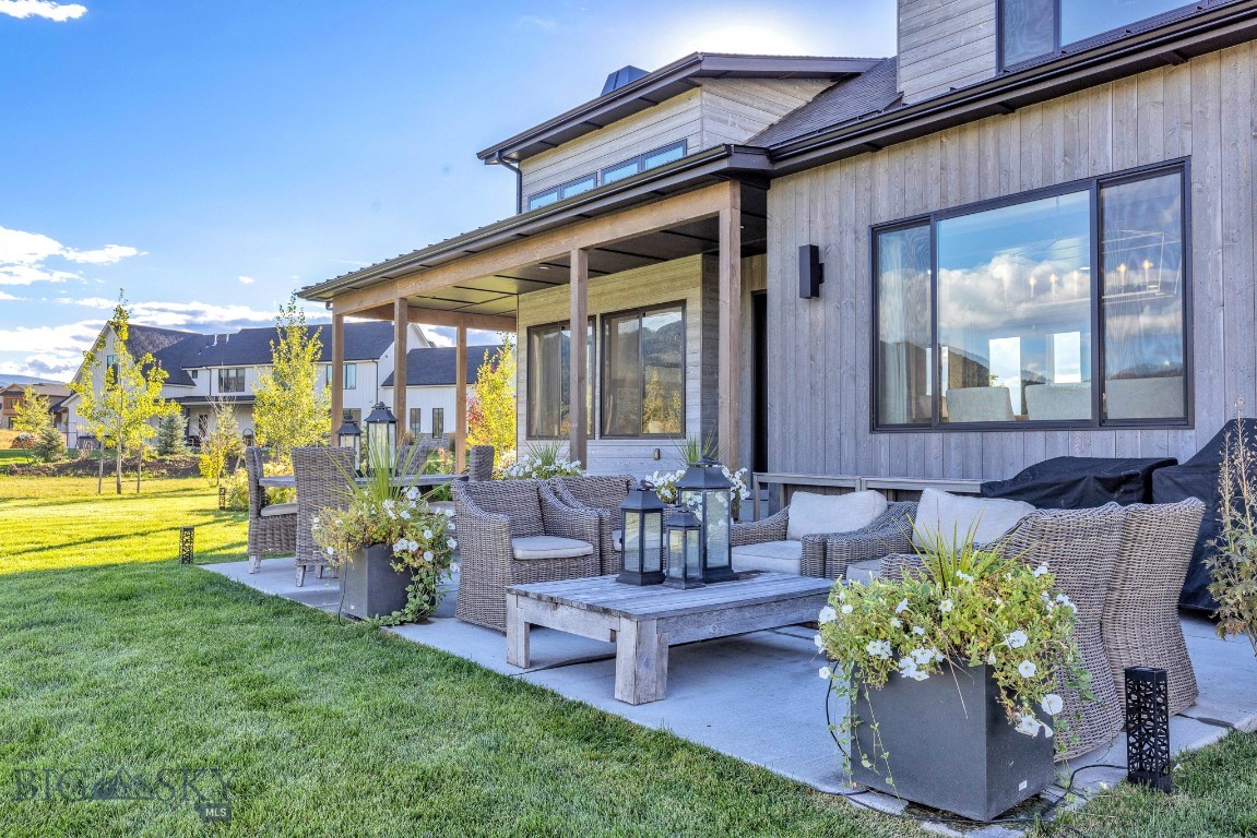 Home 40 - Residential