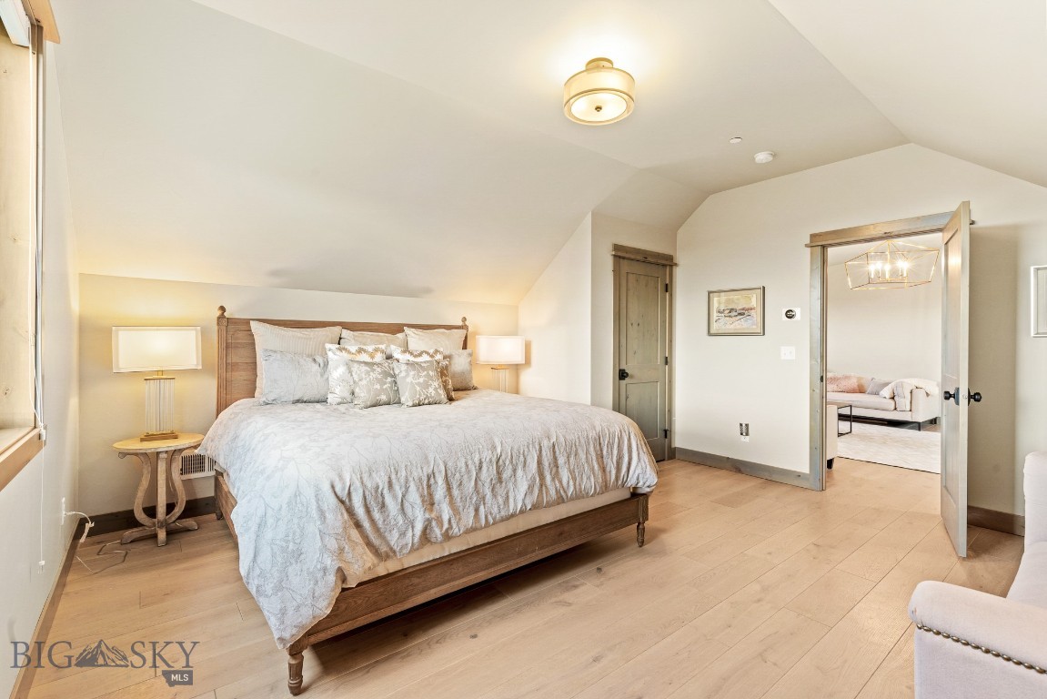 Home 40 - Residential