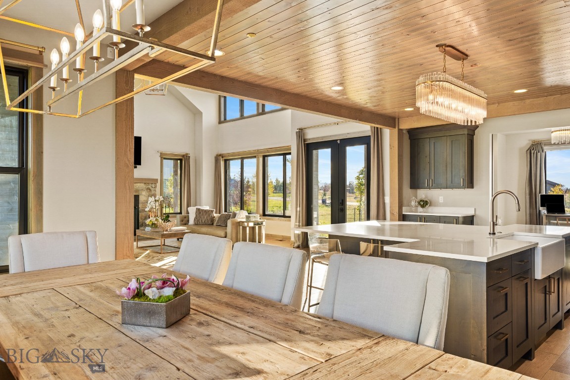 Home 40 - Residential