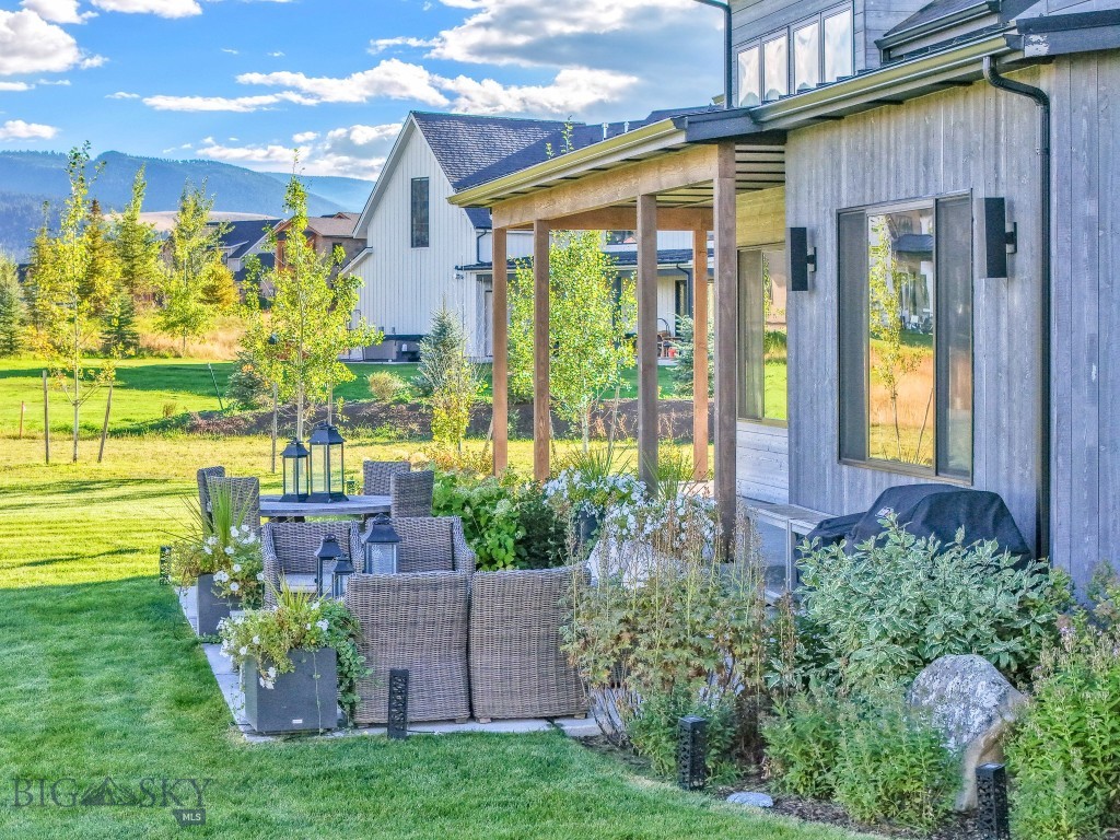 Home 40 - Residential