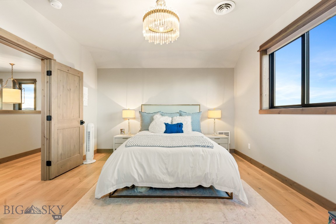 Home 40 - Residential