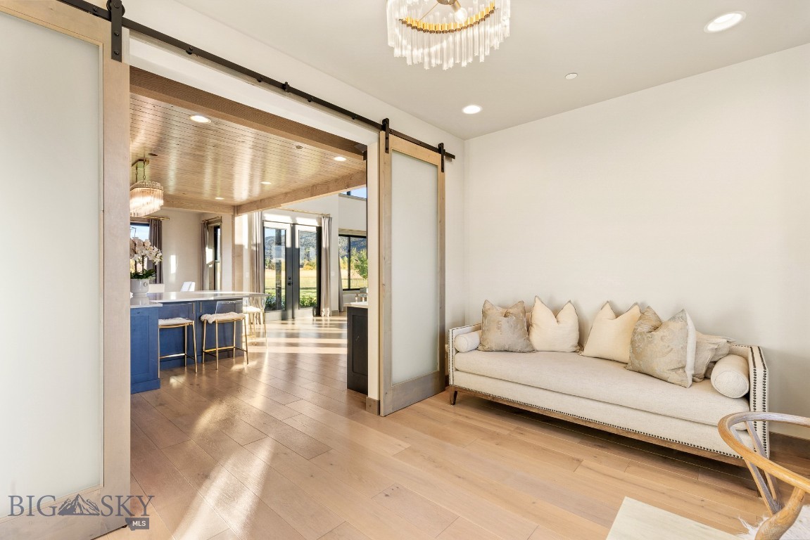 Home 40 - Residential
