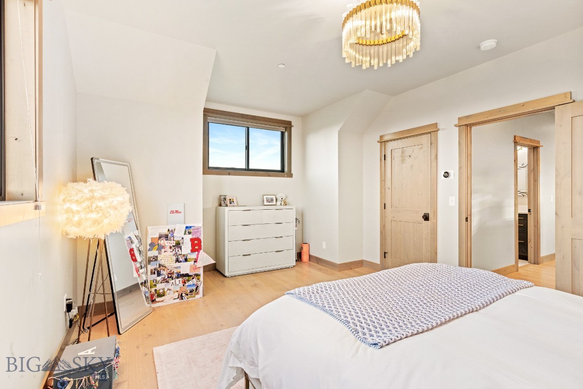 Home 40 - Residential