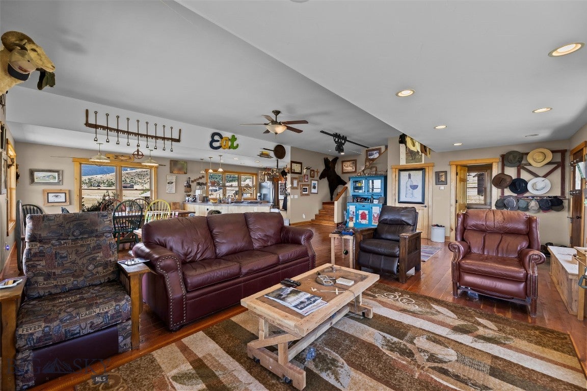 76 Antler Trail