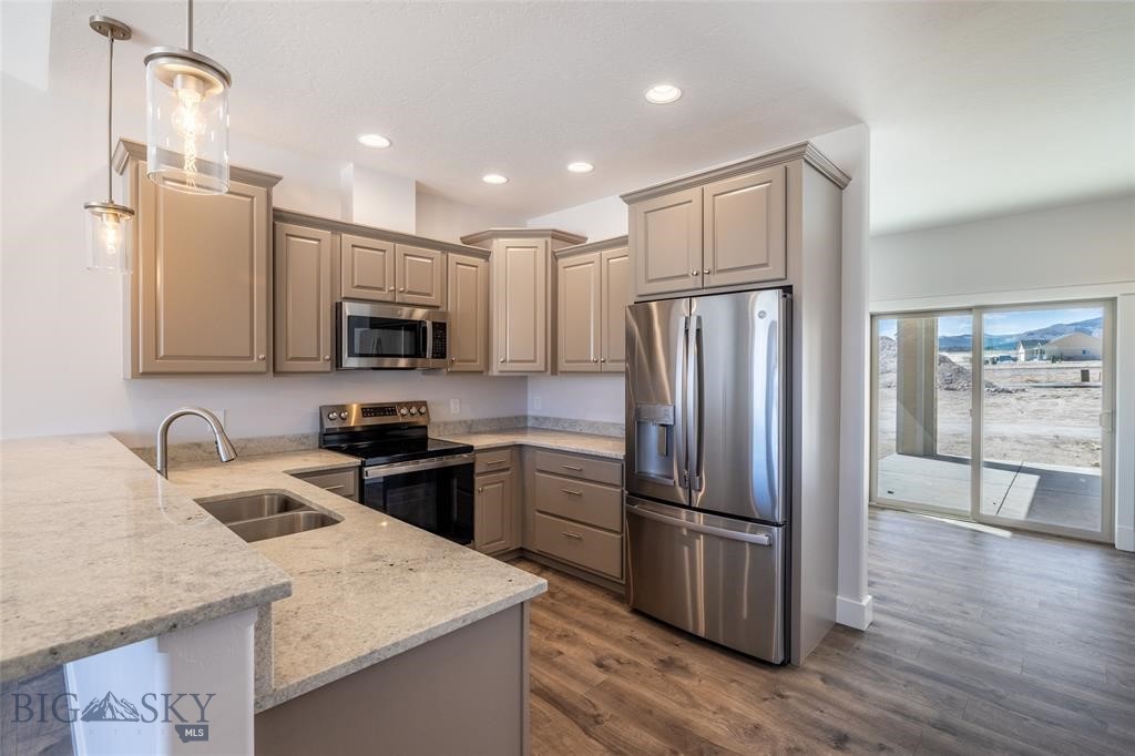 Mountain Meadows Estates - Residential