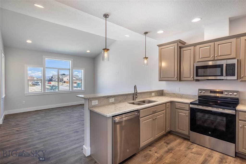 Mountain Meadows Estates - Residential