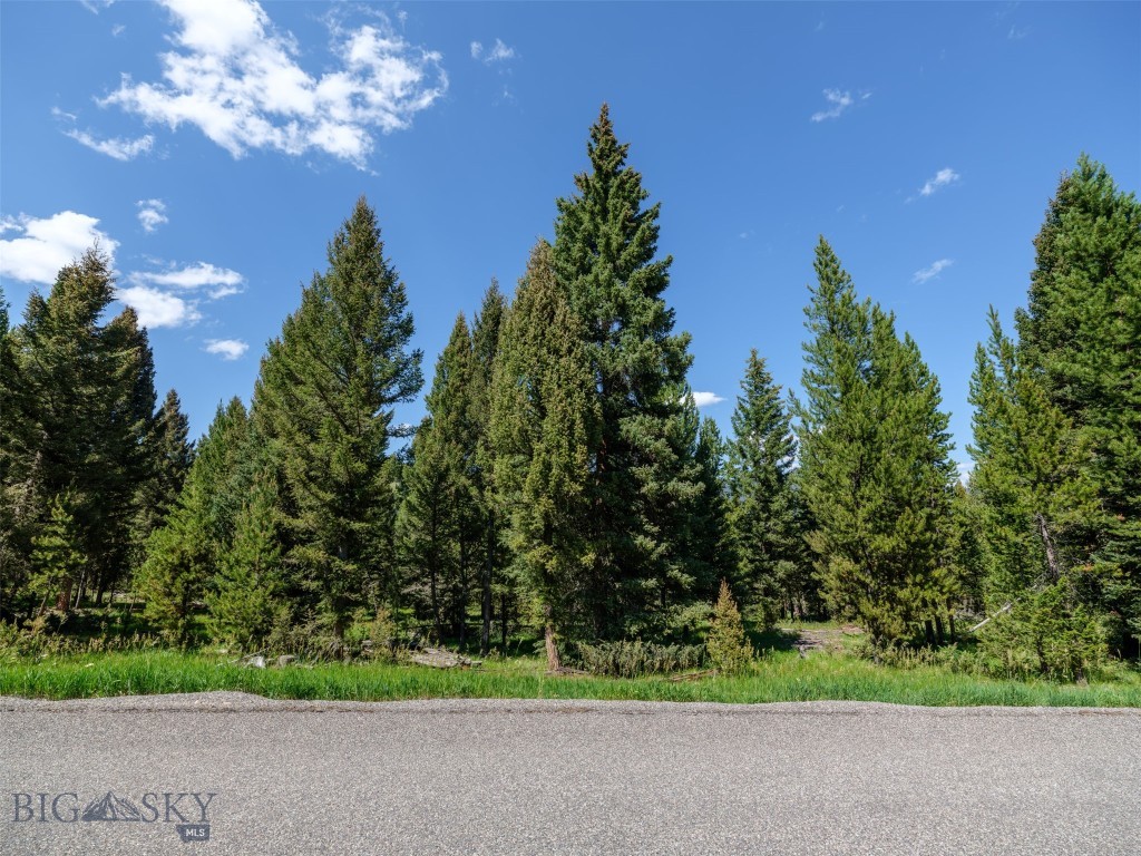 Ranches Neighborhood - Land