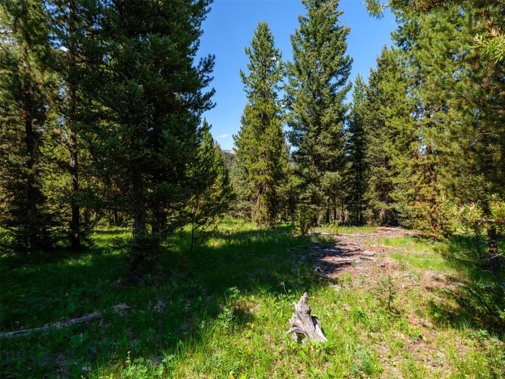 Ranches Neighborhood - Land