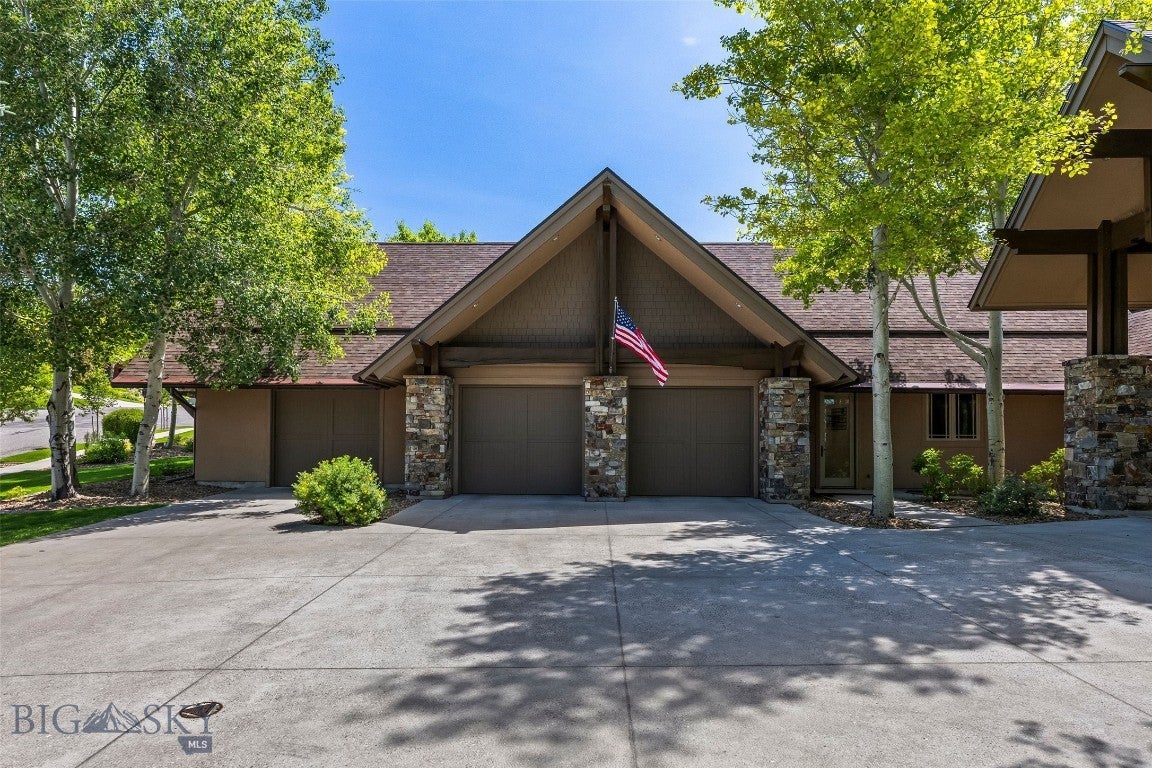 802 Turnberry Court